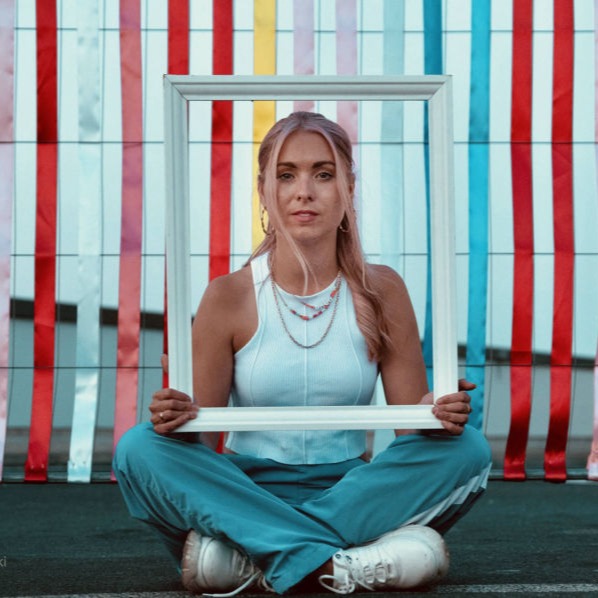 video podcast studio nagrań studio wideo publicon studio wrocław wideo  studio fotograficzne fotgraf leszek gorski sesja biznesowa sesja wizerunkowa fotografia portretowa teledyski klip muzyczny