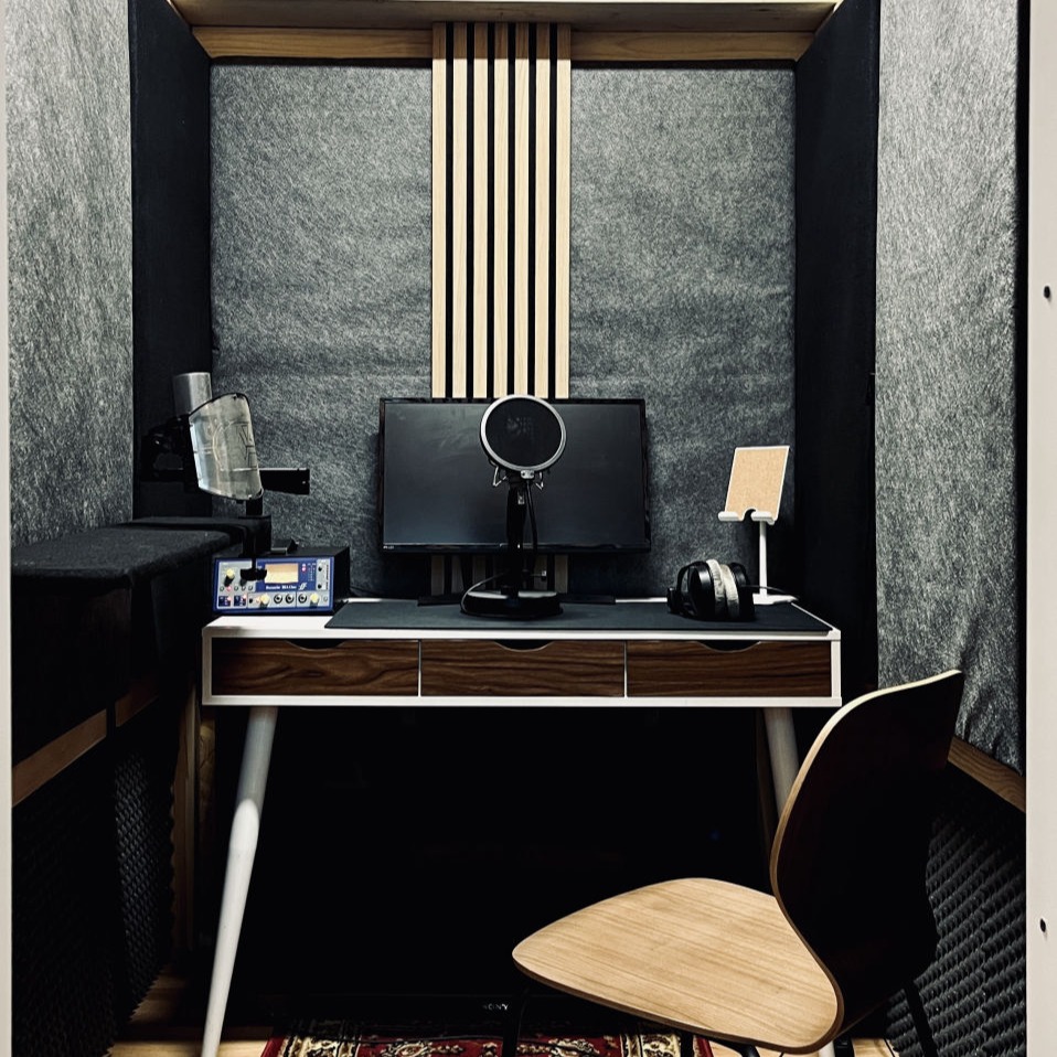 video podcast studio nagrań studio wideo publicon studio wrocław wideo  studio fotograficzne fotgraf leszek gorski sesja biznesowa sesja wizerunkowa fotografia portretowa teledyski klip muzyczny nagrania lektorskie studio lektorskie