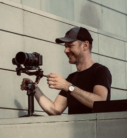 video podcast studio nagrań studio wideo publicon studio wrocław wideo  studio fotograficzne fotgraf leszek gorski sesja biznesowa sesja wizerunkowa fotografia portretowa teledyski klip muzyczny