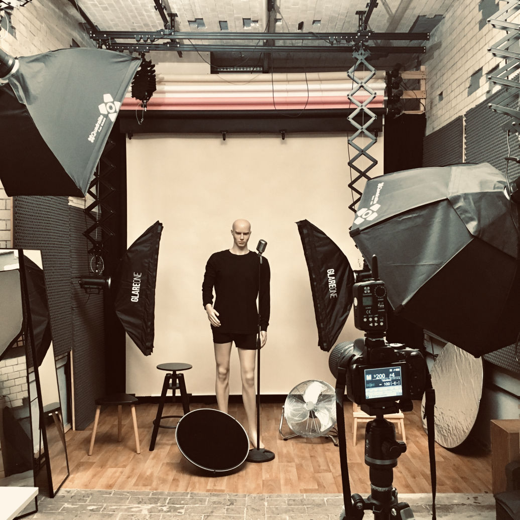 publicon studio wrocław fotograf wrocław studio fotograficzne sesje zdjęciowe fotografia biznesowa nagrania teledysków nagrania lektorskie nagrania video studio muzyczne leszek gorski